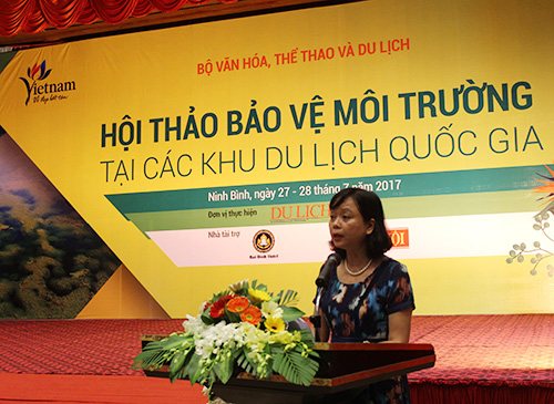 Ths Nguyễn Thị Thanh Hương, Phó Tổng cục trưởng Tổng cục Du lịch phát biểu tại hội thảo
